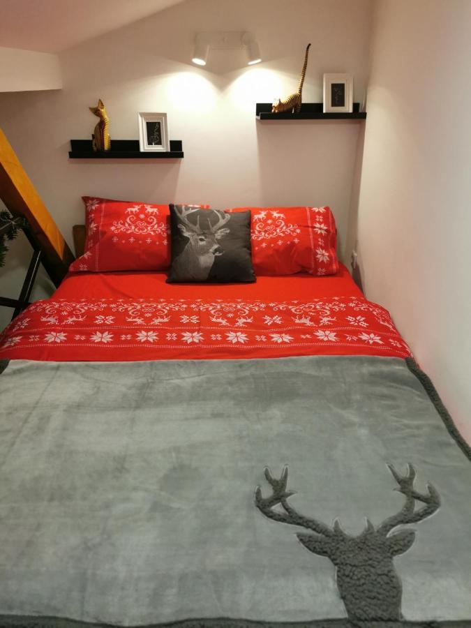 스메데레보 Agape Apartman 아파트 외부 사진