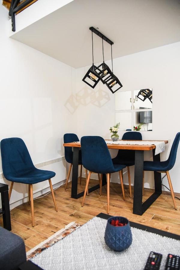 스메데레보 Agape Apartman 아파트 외부 사진