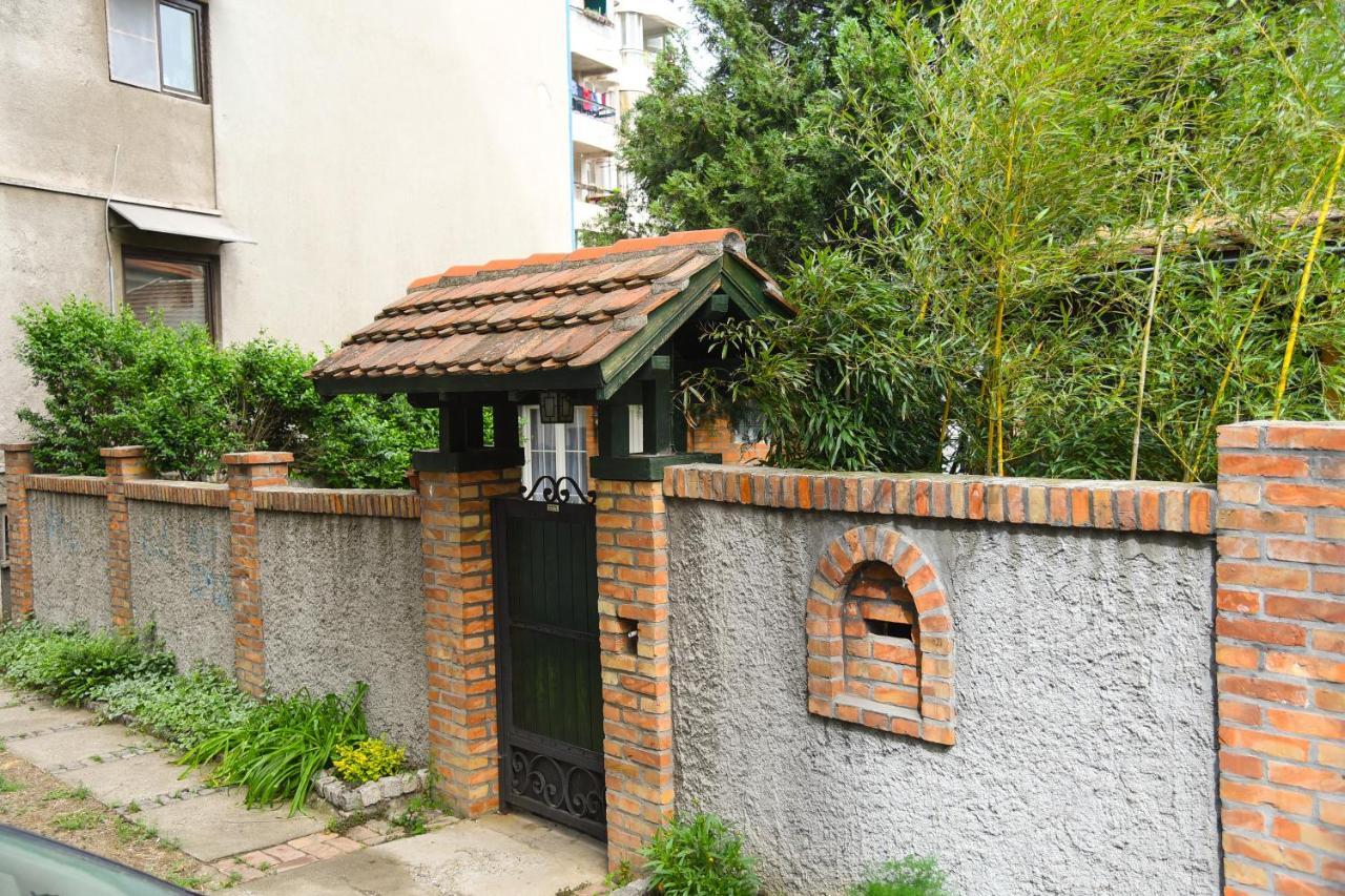 스메데레보 Agape Apartman 아파트 외부 사진