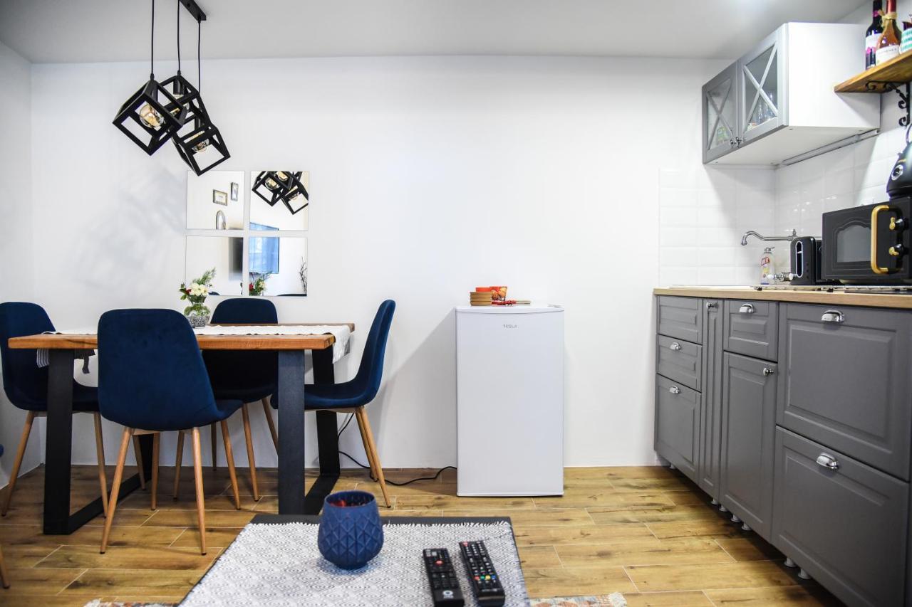 스메데레보 Agape Apartman 아파트 외부 사진