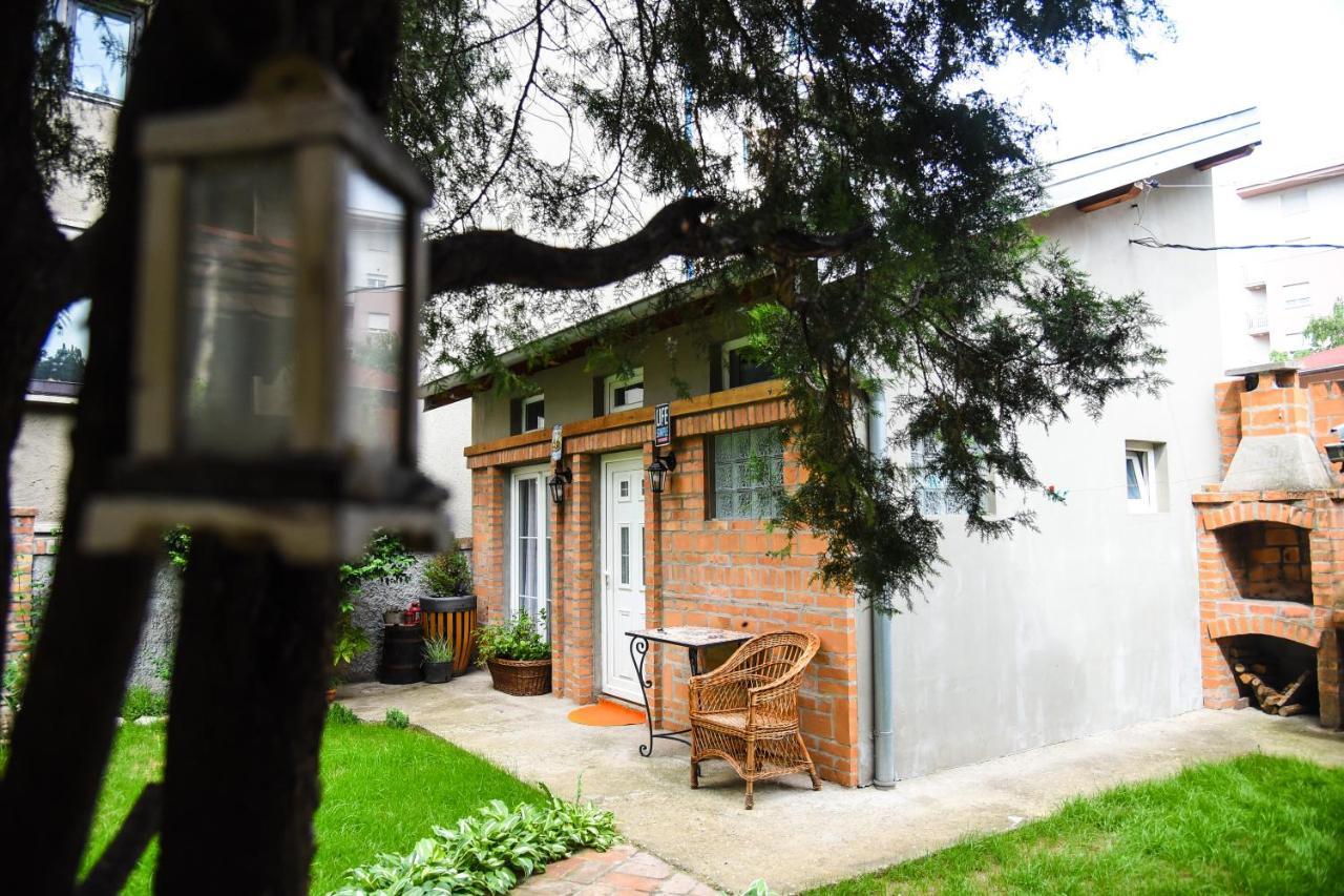 스메데레보 Agape Apartman 아파트 외부 사진